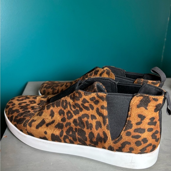 Alegria Leopard Patterned Slip-Ons - Picture 3 of 7